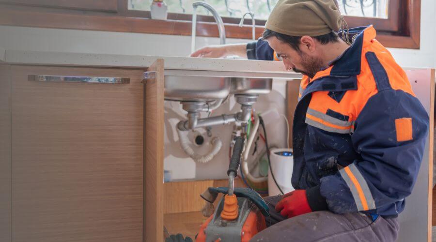 Professional Leak Detection Services in Broadlands, IL
